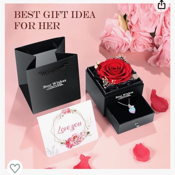 Preserved Rose With Sterling Silver Necklace - Picture 2 of 8